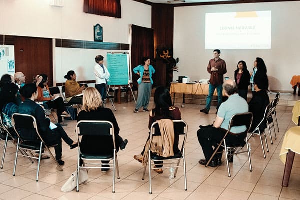 Members of the ESPERE team during a training to teach forgiveness and reconciliation.