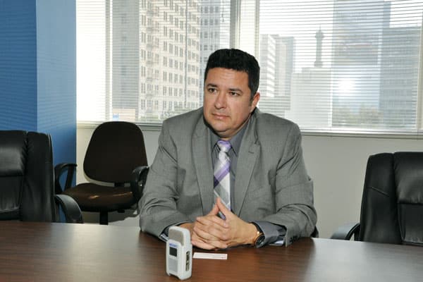 Former undocumented immigrant helps migrants today in Los Angeles: Isaac Cuevas, director of the Office of Immigration and Public Affairs of the Archdiocese of Los Angeles, shares his own immigrant story. (N. Bracamonte/U.S.)