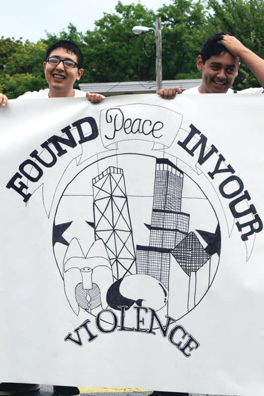 Warriors of Peace in Chicago | Maryknoll Magazine