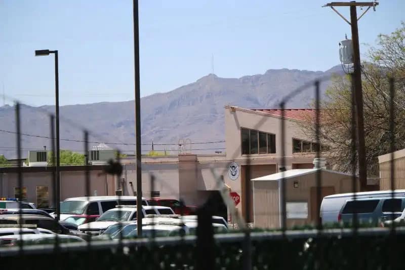 Immigration and Customs Enforcement’s El Paso Processing Center. Photo by Bob Moore/El Paso Matters