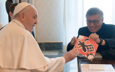 Pope Meets Hong Kong Bishop, Records Messages to Chinese Catholics